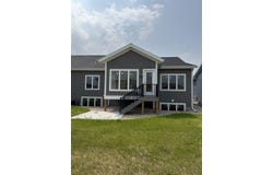 803 Vineyard Court, Cambridge, WI 53523