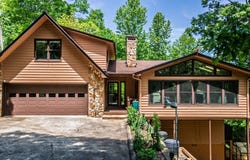 111 Brooklynn Trl, Franklin, NC 28734