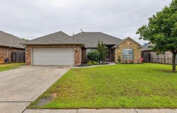 619 SW 28th Street, Moore, OK 73160