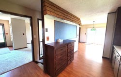 515 N Pine St, Lindsborg, KS 67456