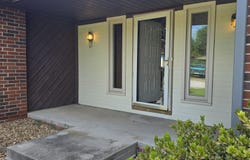 410 Hillcrest Avenue, Nixa, MO 65714