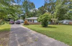 6445 Fairoak Drive S, Mobile, AL 36619
