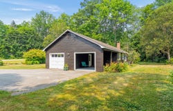 85 Readfield Road, Manchester, ME 04351