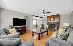 618 Dundee Avenue, Flossmoor, IL 60422