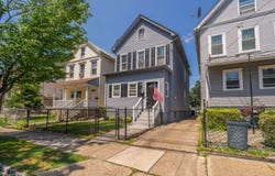 576 Walnut St, Elizabeth City, NJ 07201-1105