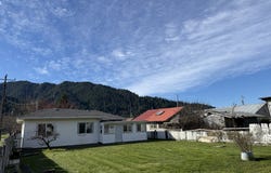 410 3RD Ave, Powers, OR 97466