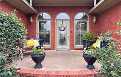 907 Briarwood Place, Durant, OK 74701