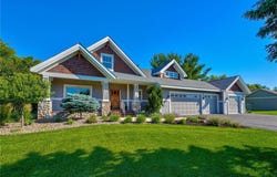 442 Wren Lane, Hudson, WI 54016