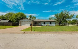 1017 SE 21st Street, Mineral Wells, TX 76067
