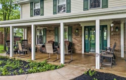 44 Stonehenge Dr, South Strabane, PA 15301