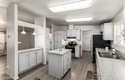 2200 N DELAWARE Drive, Apache Junction, AZ 85120