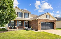 1043 Creekside Drive, Waterloo, IL 62298