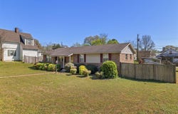 1602 Pinehurst Blvd, Sheffield, AL 35660