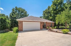 99 Buckingham  DR, Bella Vista, AR 72714
