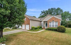 8 Birkdale Drive, Simpsonville, SC 29681