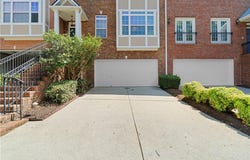 6061 Farrell Way, Duluth, GA 30097