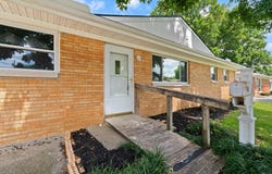 409 Wedgewood Drive, New Albany, IN 47150