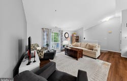 146 CRESTMONT Drive, MANTUA, NJ 08051