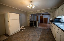 1302 E Sycamore Street, Petersburg, IN 47567