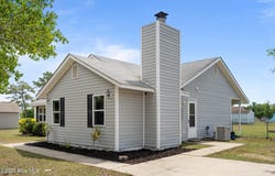 308 Dayrell Drive, Hubert, NC 28539