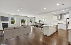 124 LADBROKE DRIVE, EXTON, PA 19341