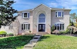 7 Quaker Hill Road, Jackson, NJ 08527