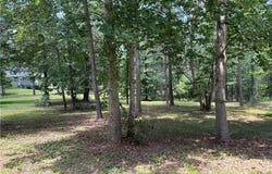 Stokes Drive lot: 4, Seneca, SC 29672