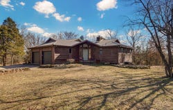 1807 Highway 32, Halfway, MO 65663
