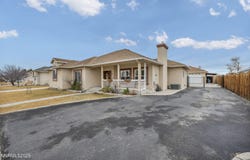 421 Silver Star Court, Yerington, NV 89447