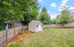 18 Dunbarton Drive, Nashua, NH 03063