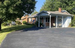 6 BINGHAM ST, VERONA, VA 24482