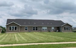 2834 Meadowview Lane NE, Owatonna, MN 55060