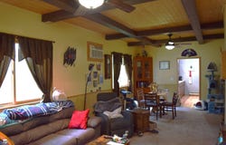 211 Barrett Ave S, Wessington Springs, SD 57382