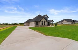 460 Solo Ridge Drive, Waxahachie, TX 75167
