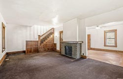 824 N Michigan Street, Plymouth, IN 46563
