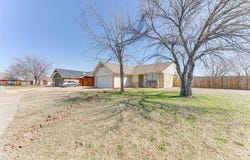 200 Seagull Court, Irving, TX 75060