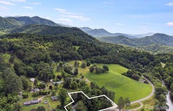 29 Winterberry Drive, Cullowhee, NC 28723