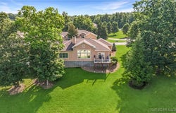 15 Via Da Contro Drive, Sunrise Beach, MO 65079