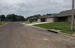 1586 Ridgemont Avenue, Monett, MO 65708