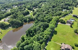 Cricchio Lane, Marlboro, NY 12542