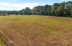 654 Pleasant Hill Road, Garnett, SC 29922