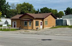 101 W Walnut Street, Waverly, MO 64096