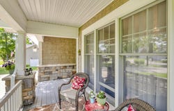 816 E Barrington Circle, Jackson, MI 49203