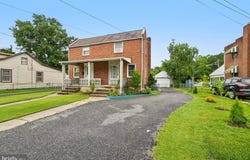 110 S MARLYN AVE, ESSEX, MD 21221