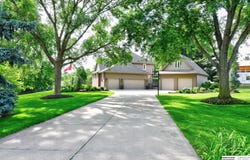 21727 Cimarron Road, Elkhorn, NE 68022