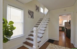 2707 S 10 Street, Omaha, NE 68108