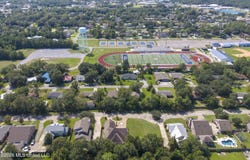 208 Old Bay Lane, Bay Saint Louis, MS 39520