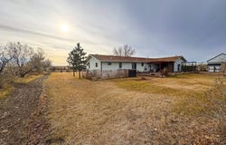 12  W Hanson Rd, Glasgow, MT 59230