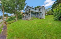 910 S Valley Avenue, Olyphant, PA 18447
