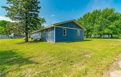 402 E Iowa Street, Elmore, MN 56027
